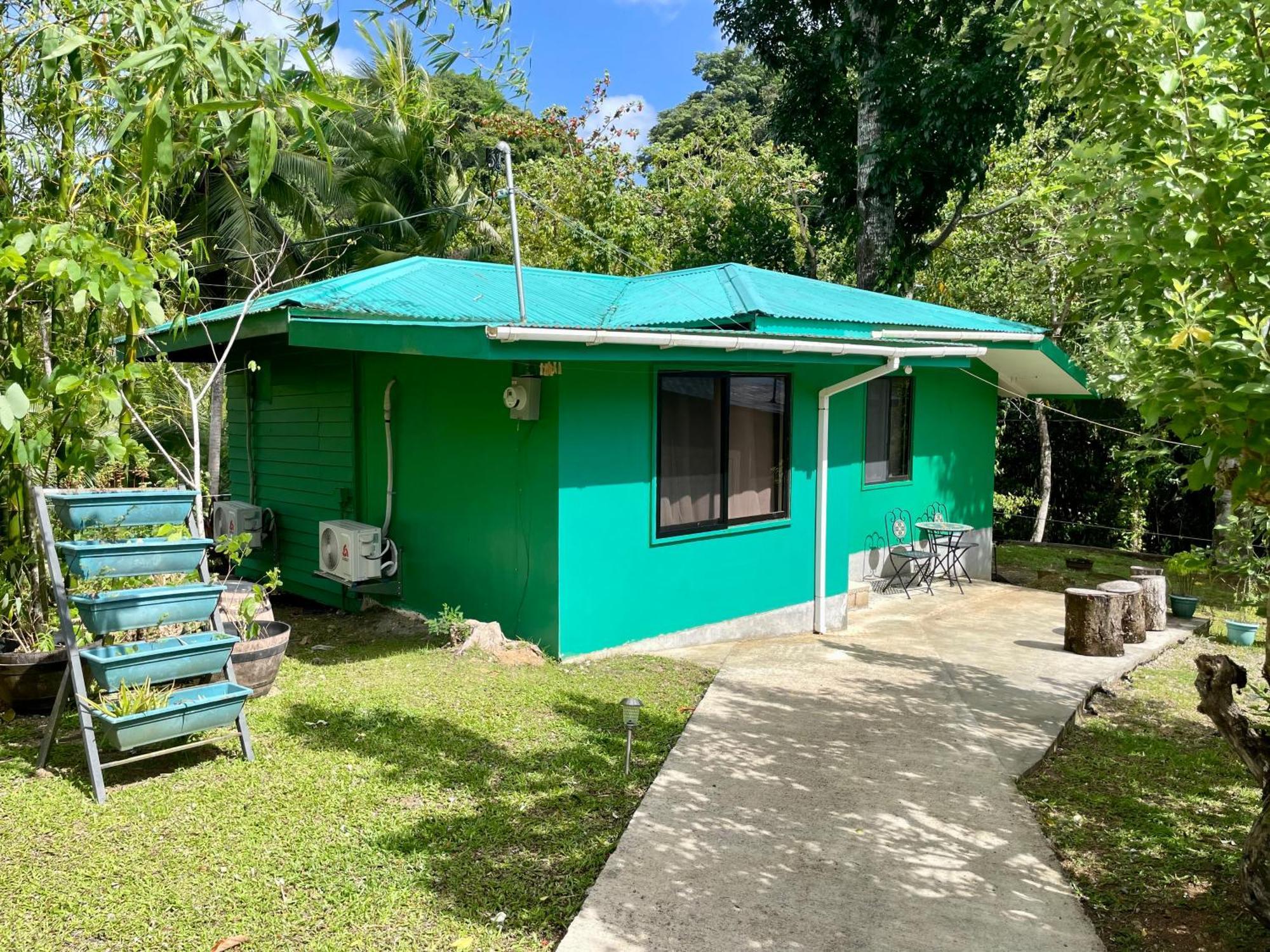 Ngermid Oasis Cozy 2 Bd 1Ba Home, Scenic View, Secluded, Beautiful Location Koror Exterior photo